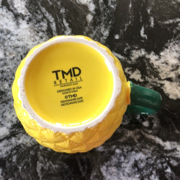 PINEAPPLE MUG - Picture 4 of 5